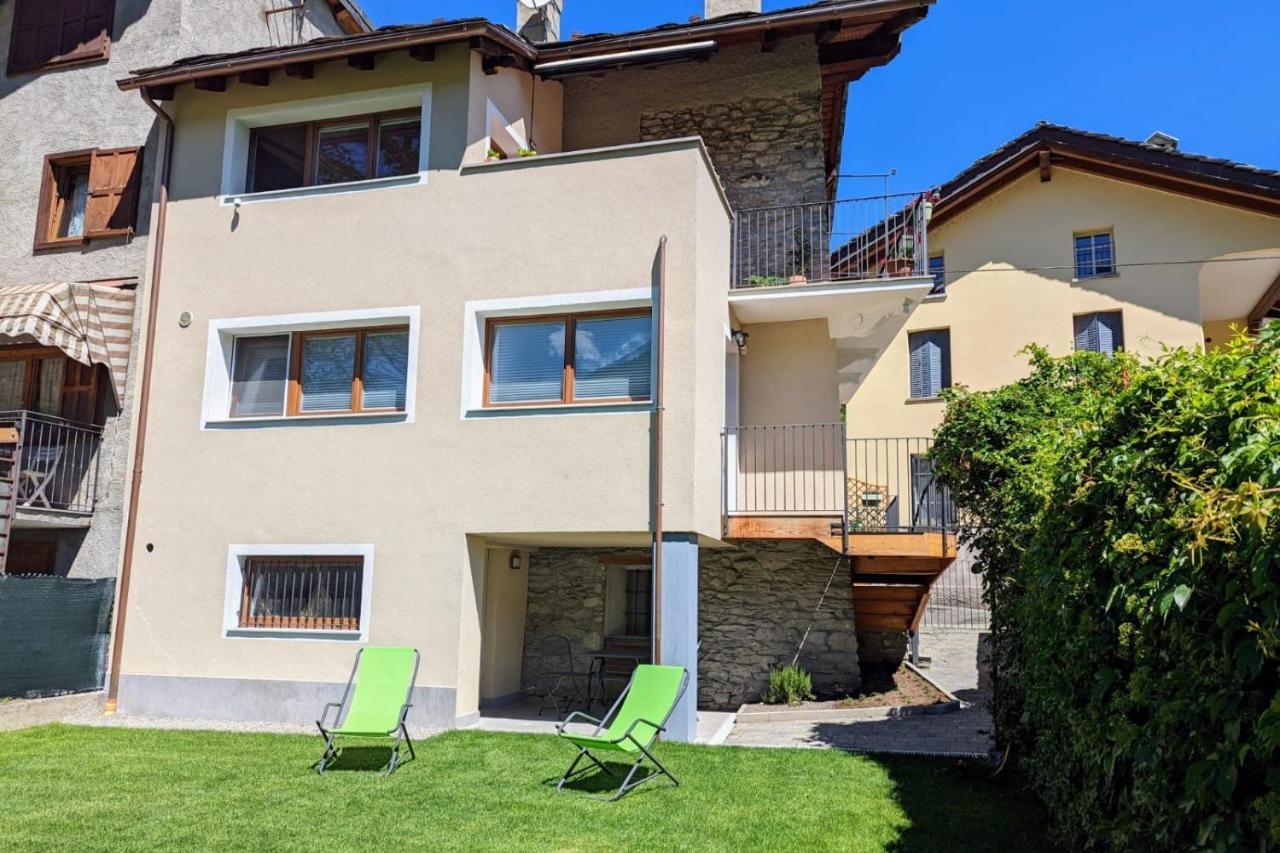 Studio Lalex28 Lägenhet Aosta Exteriör bild